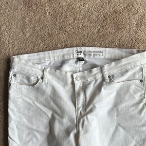Gap Factory Women's White Legging Skimmer Jeans Size 16/33R